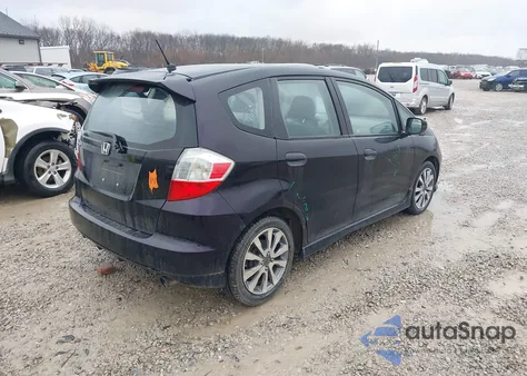 2013 Honda Fit Sport z USA, uszkodzony, nr VIN JHMGE8H57DC001602